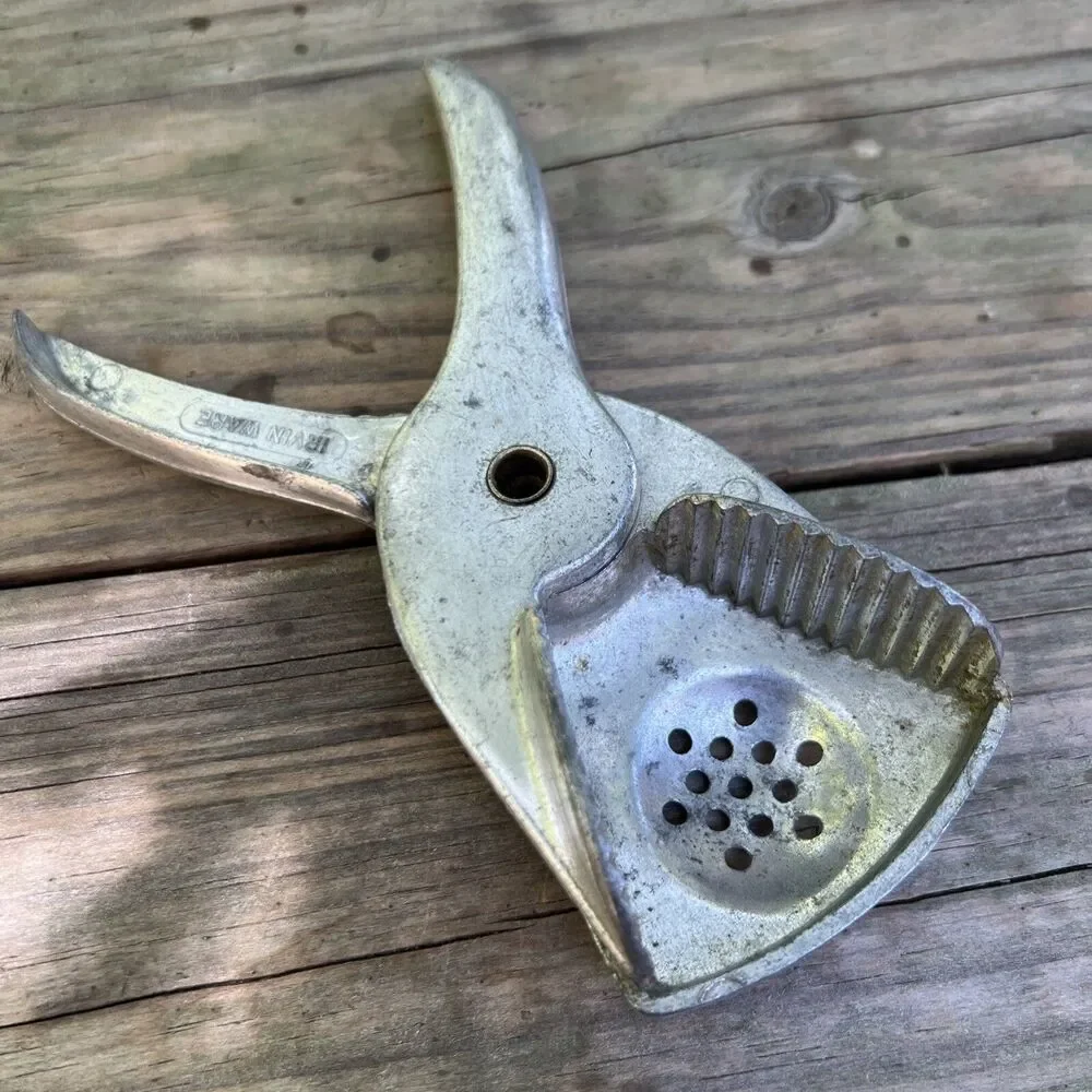 Vintage Hand Held Lemon Lime Juicer Made in USA